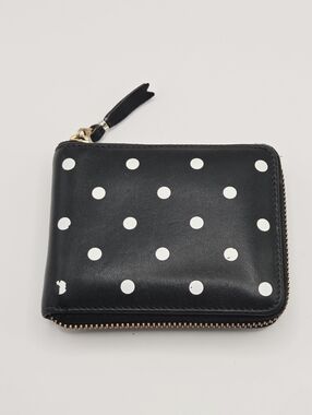COMME des GARÇONS Women's Black  Leather Bi-fold Wallet With White Polka Dots